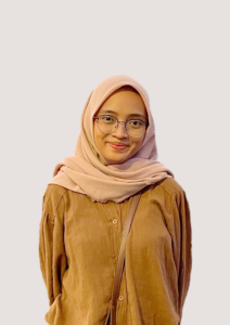 Raynita Adissa Arfiani 
15000121120020